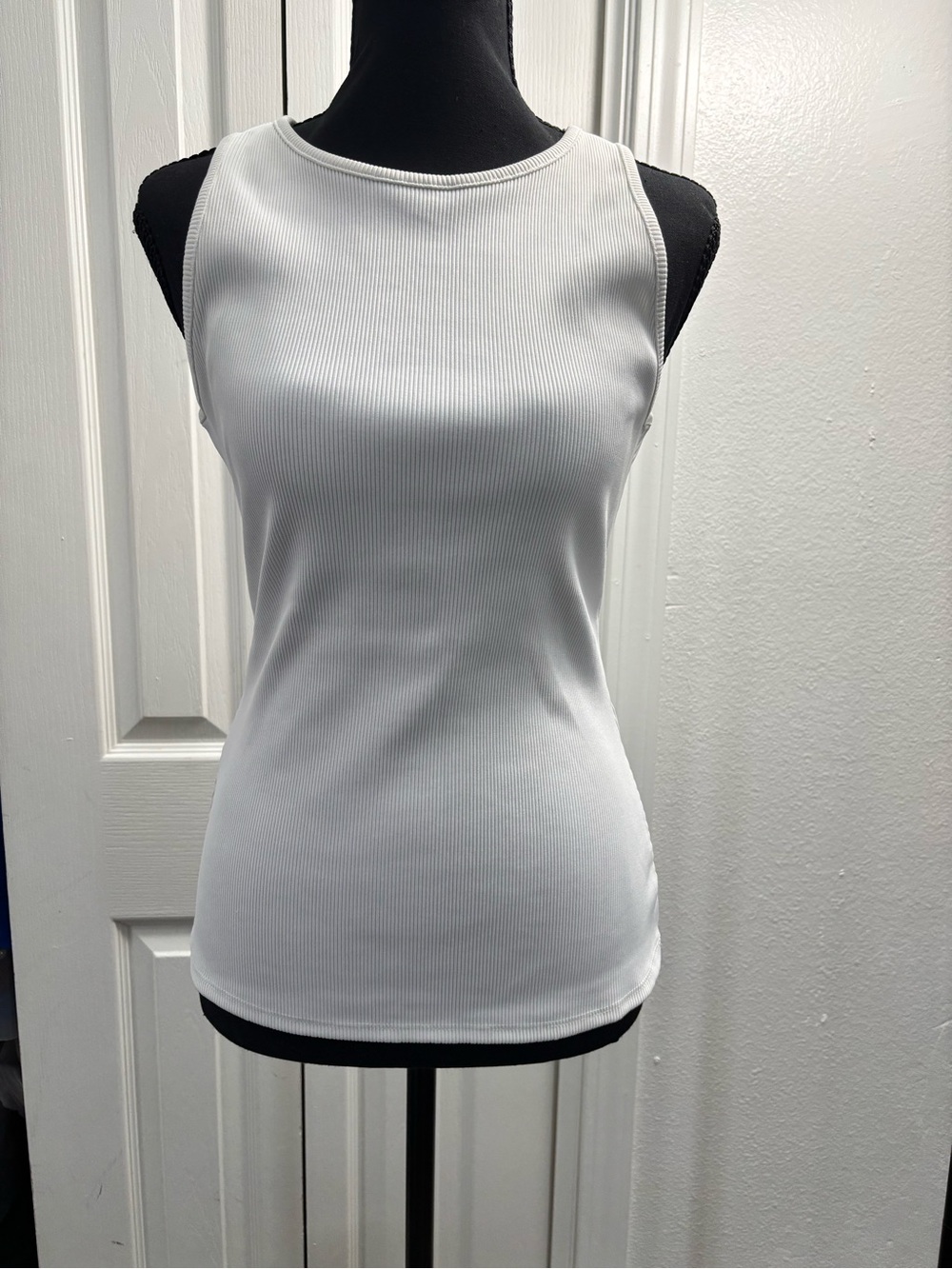 White and Brown White House Black Market Ribbed Tops